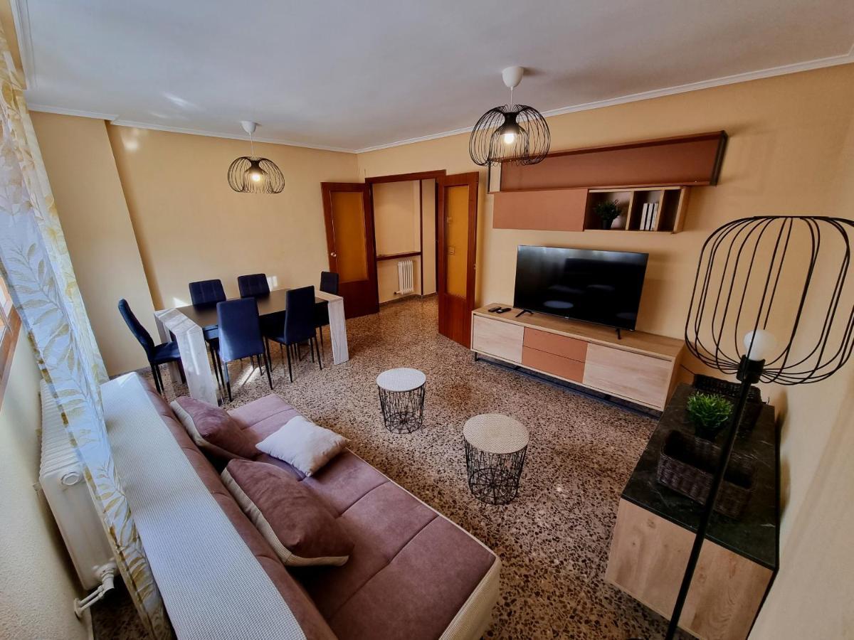 Apartamento Montse ซาราโกซา ภายนอก รูปภาพ