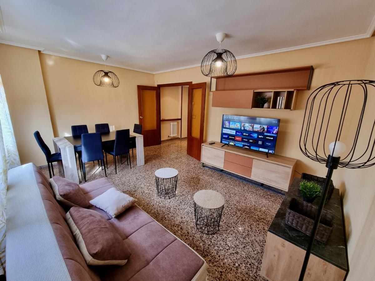 Apartamento Montse ซาราโกซา ภายนอก รูปภาพ