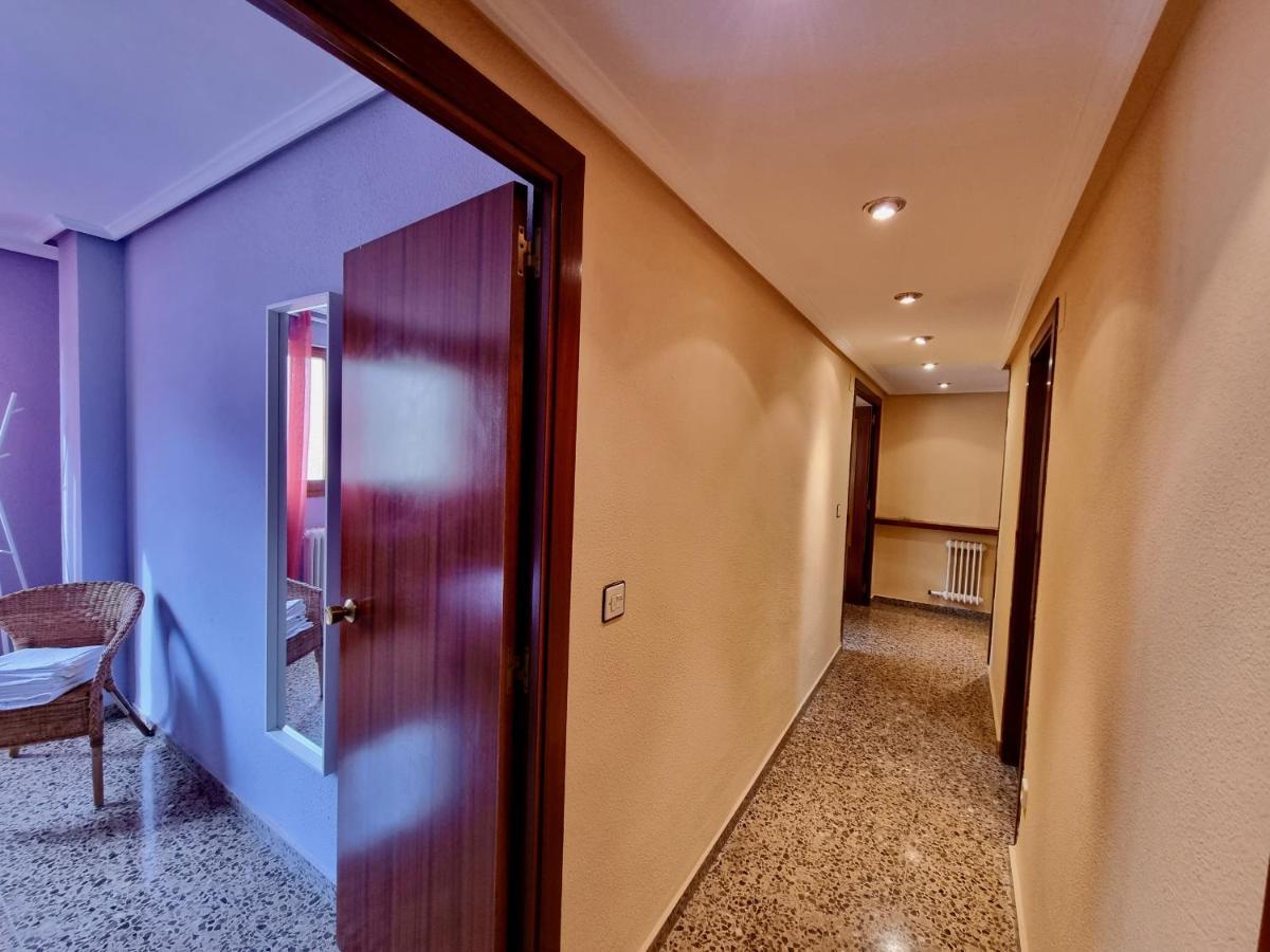 Apartamento Montse ซาราโกซา ภายนอก รูปภาพ