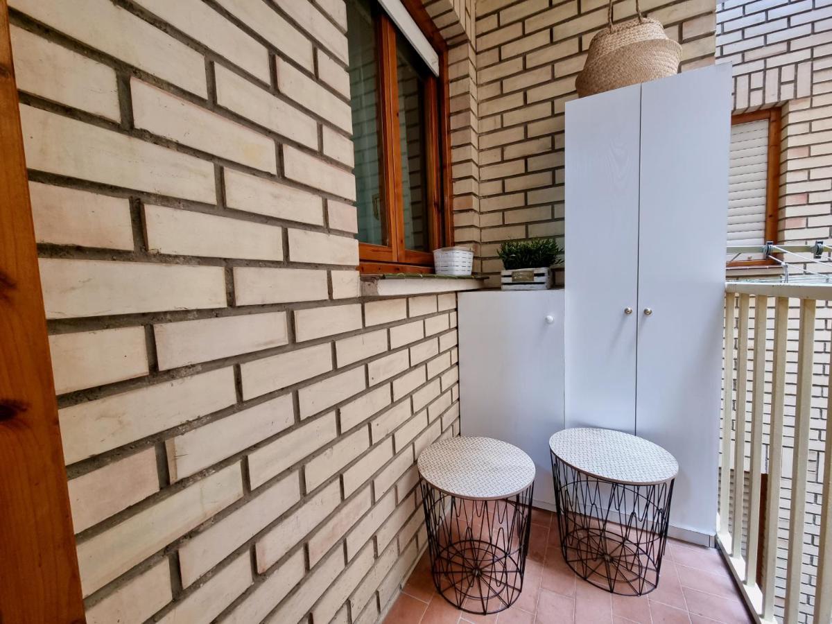 Apartamento Montse ซาราโกซา ภายนอก รูปภาพ